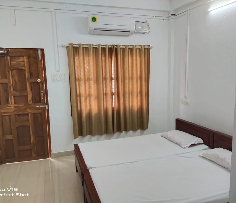 Hotel Mubarak Room