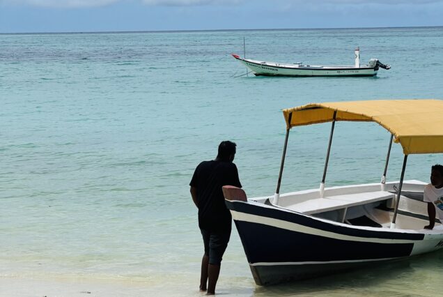 Lakshadweep Glass boat trip